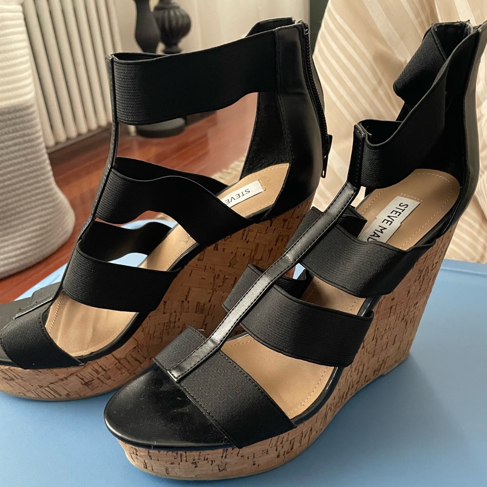 Steve Madden Wedges size 10